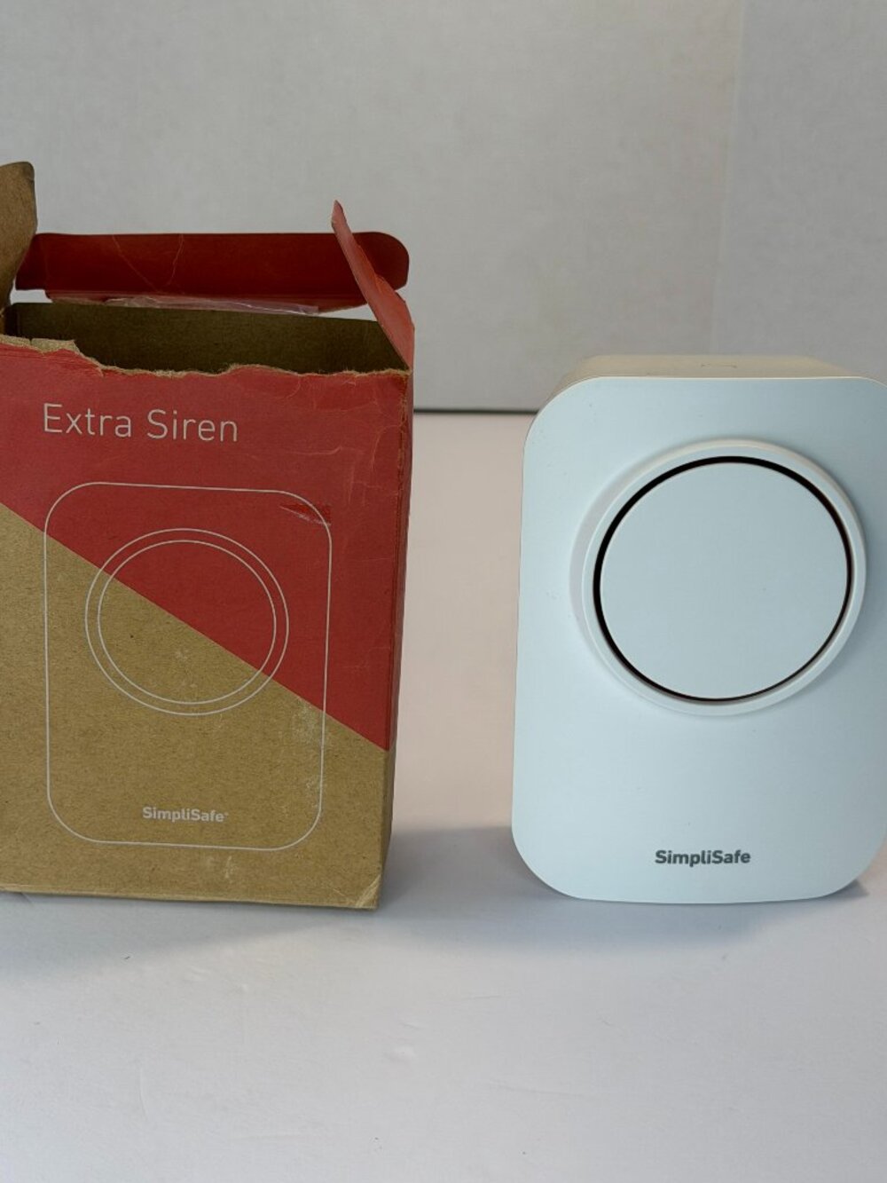 SimpliSafe Extra Siren WS3 Home Security Accessory Open Box